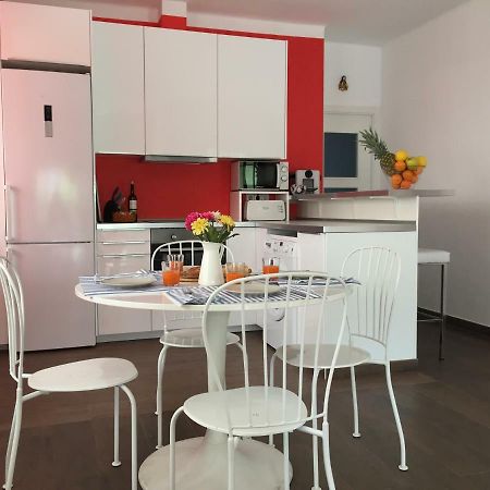 Nice Apartment 80 Meters From The Beach Calafell Exterior photo