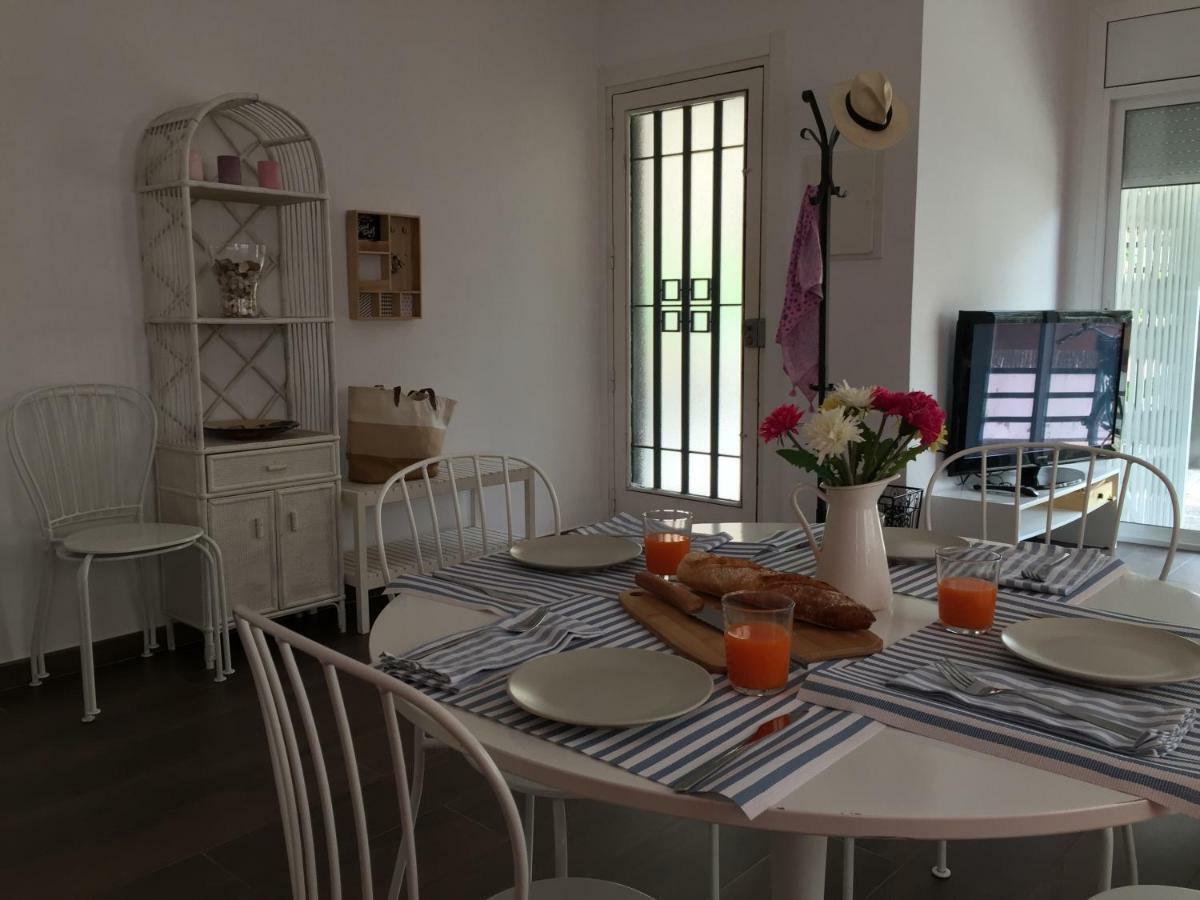 Nice Apartment 80 Meters From The Beach Calafell Exterior photo